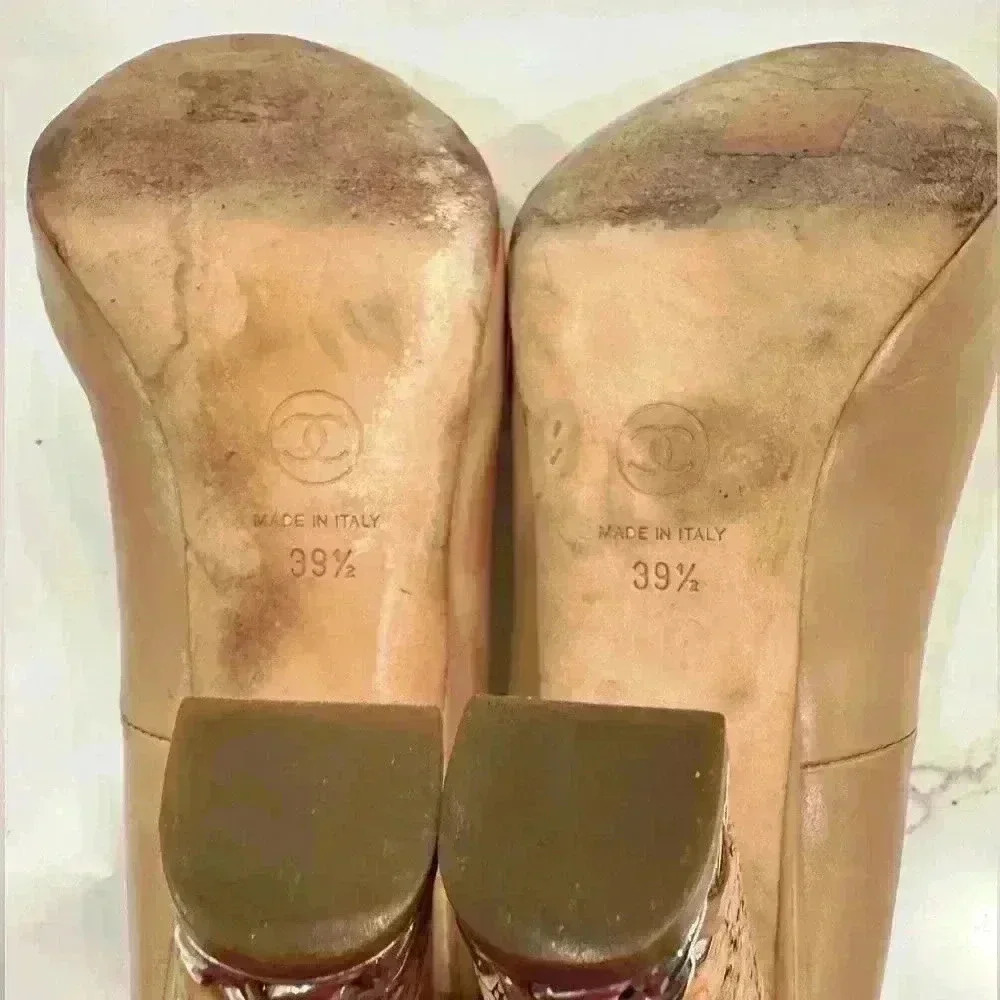 CHANEL Vintage Beige Leather Peep Toe Platform Cork Chain Pumps (Size 39 1/2) - Picture 10 of 16